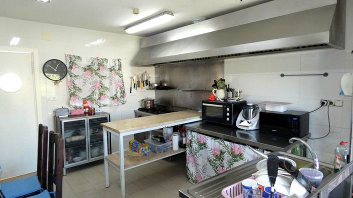 Image No.6-7 Bed Property for sale