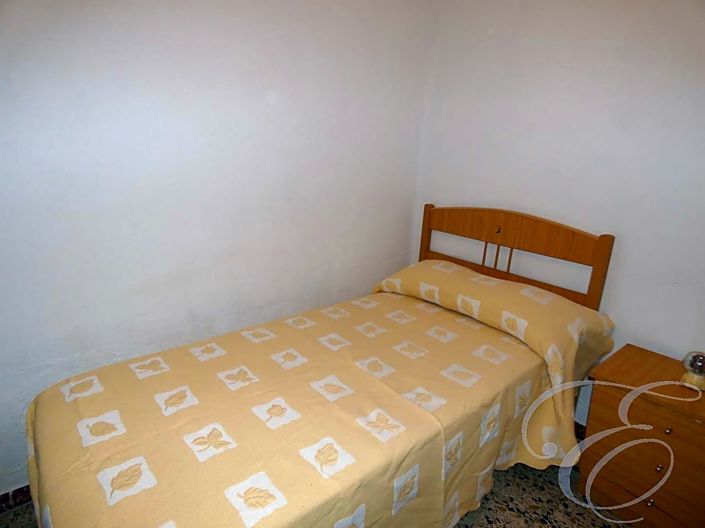 Image No.10-4 Bed Property for sale