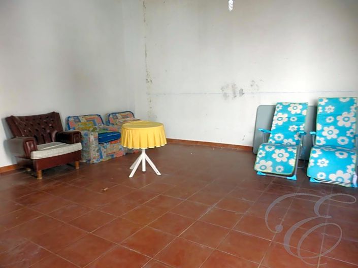 Image No.18-9 Bed Property for sale