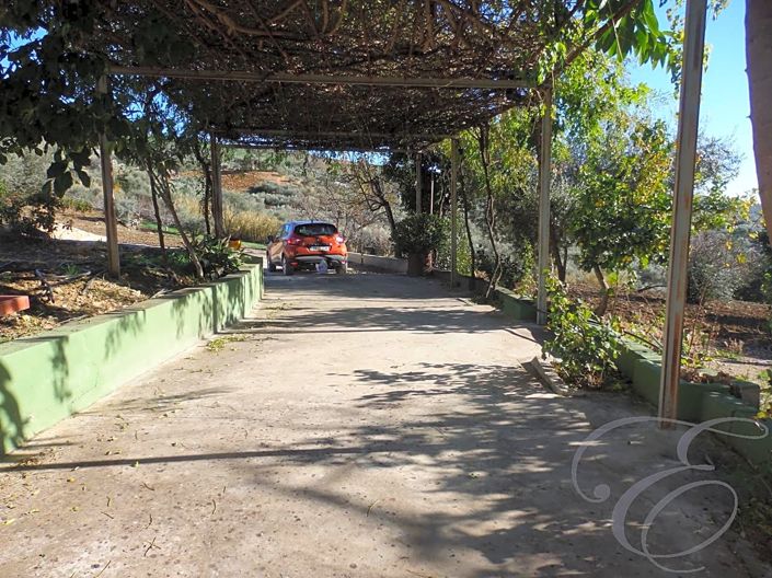 Image No.20-9 Bed Property for sale