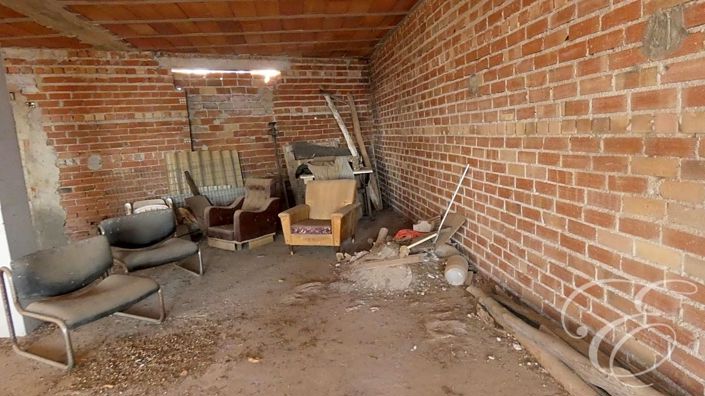 Image No.15-3 Bed Property for sale