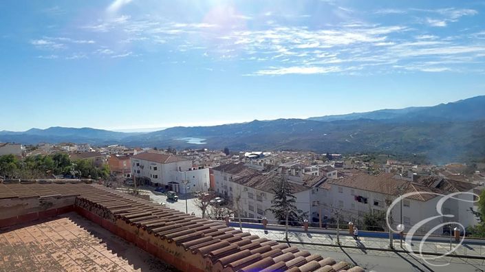 Image No.18-3 Bed Property for sale