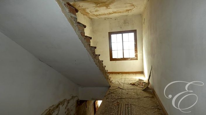 Image No.7-3 Bed Property for sale