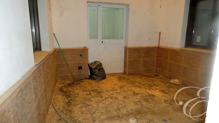 Image No.9-3 Bed Property for sale