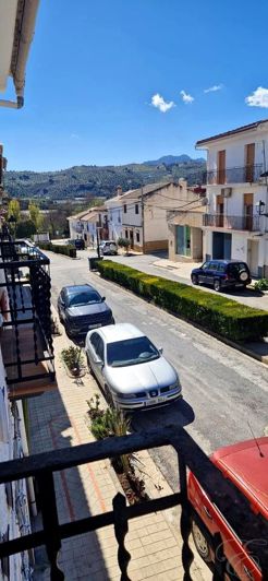 Image No.21-3 Bed Property for sale