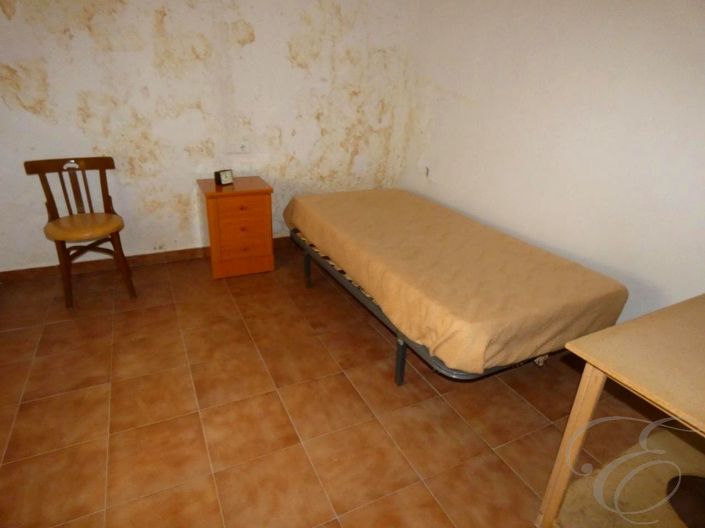 Image No.6-Propriété de 5 chambres à vendre à Sayalonga