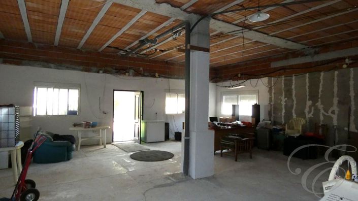 Image No.21-3 Bed Property for sale