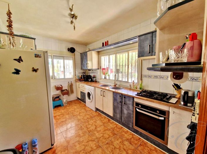 Image No.7-3 Bed Property for sale