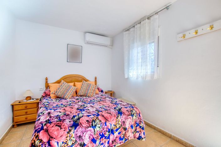 Image No.21-4 Bed Property for sale