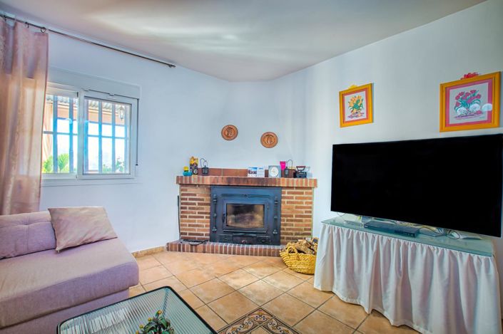 Image No.5-4 Bed Property for sale