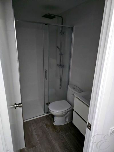 Image No.11-2 Bed Property for sale