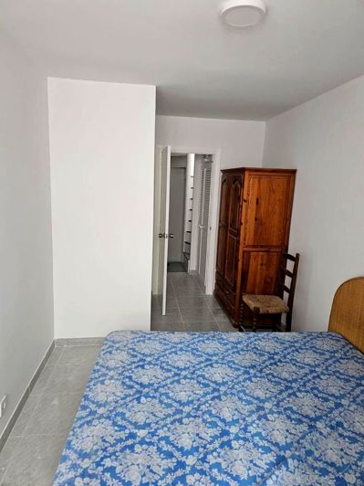 Image No.7-2 Bed Property for sale