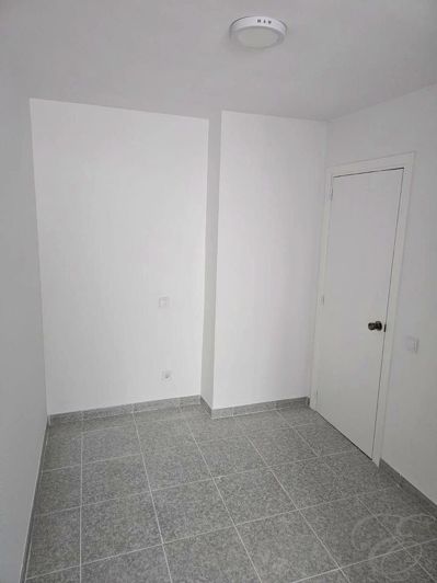 Image No.8-2 Bed Property for sale