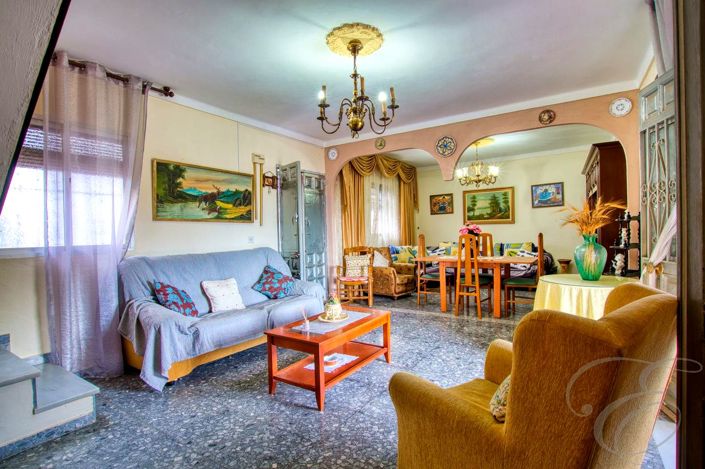 Image No.5-3 Bed Property for sale