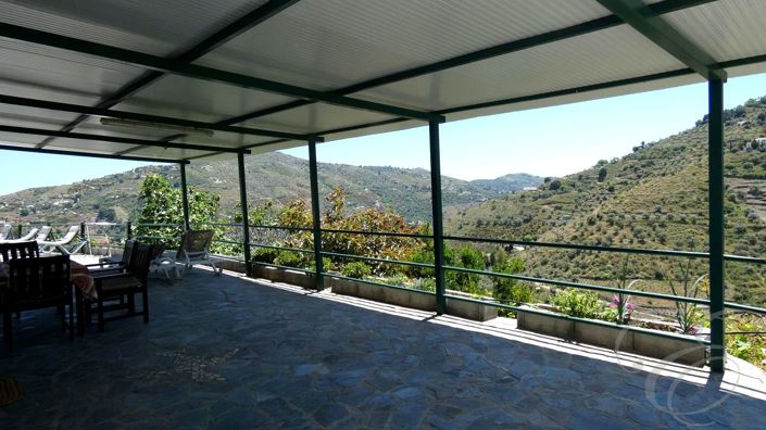 Image No.18-3 Bed Property for sale