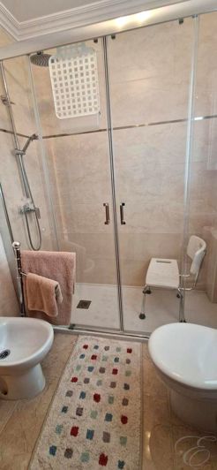 Image No.9-2 Bed Property for sale