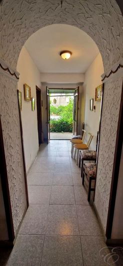 Image No.7-5 Bed Property for sale