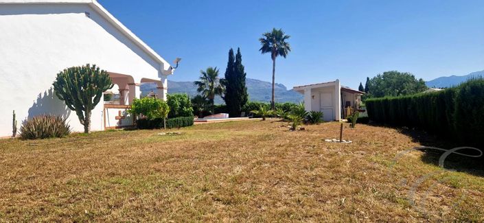 Image No.20-3 Bed Property for sale