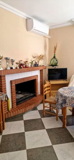Image No.4-4 Bed Property for sale