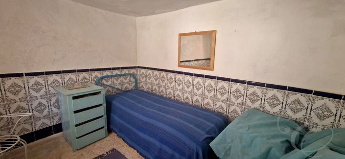 Image No.11-4 Bed Property for sale