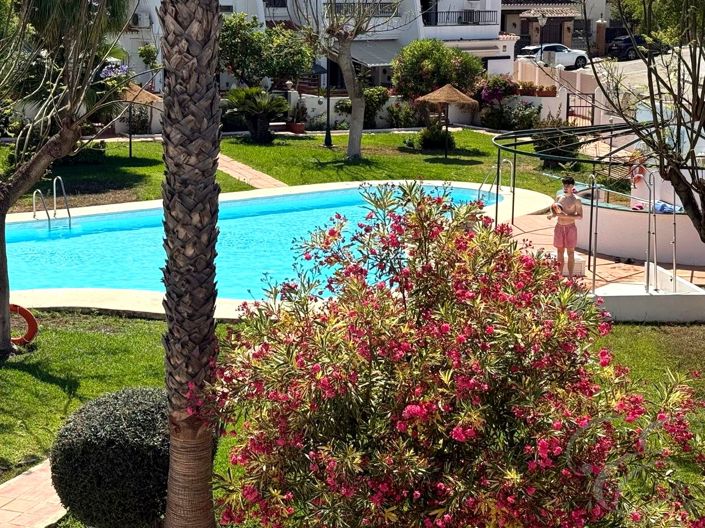 Image No.16-3 Bed Property for sale