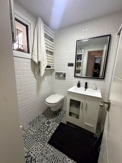 Image No.8-3 Bed Property for sale