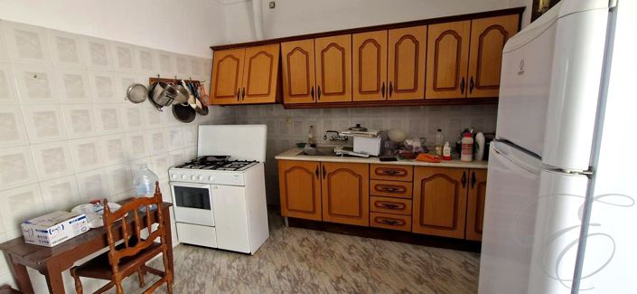 Image No.7-4 Bed Property for sale