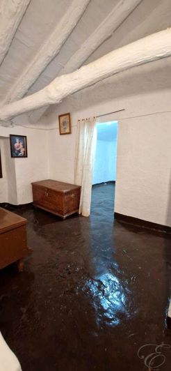 Image No.4-3 Bed Property for sale