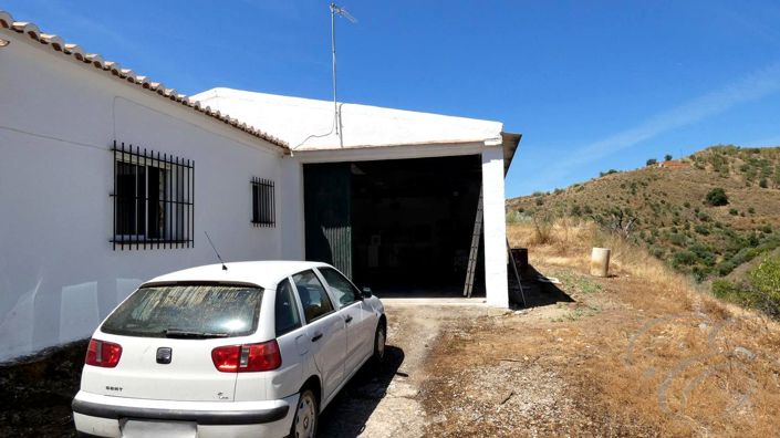 Image No.16-3 Bed Property for sale