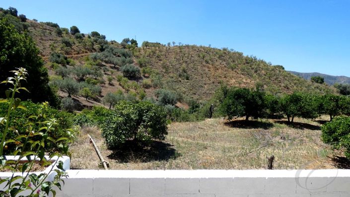Image No.23-3 Bed Property for sale