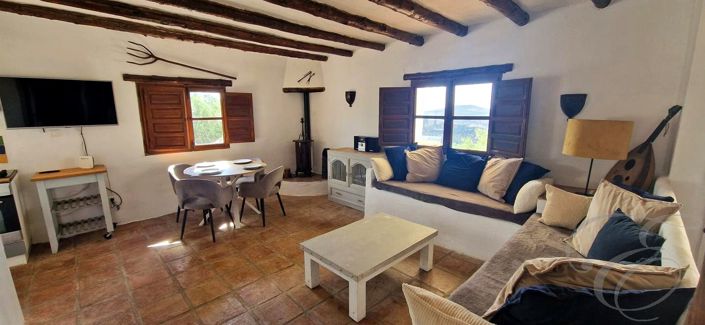 Image No.7-3 Bed Property for sale