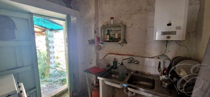 Image No.5-3 Bed Property for sale