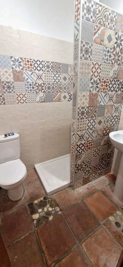 Image No.18-3 Bed Property for sale