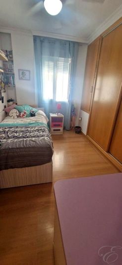 Image No.12-4 Bed Property for sale
