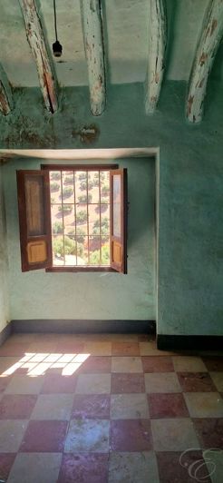 Image No.23-5 Bed Property for sale