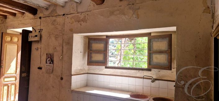 Image No.4-5 Bed Property for sale