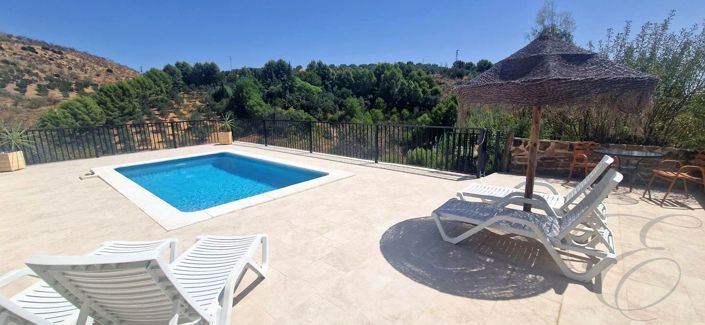 Image No.14-2 Bed Property for sale