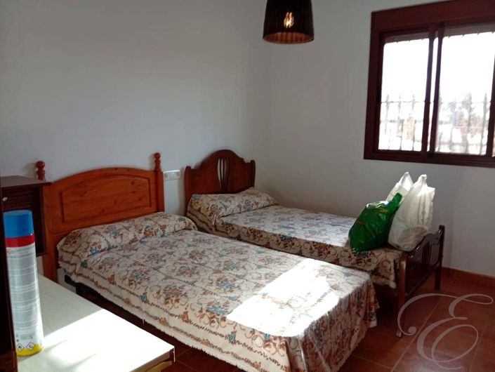 Image No.5-2 Bed Property for sale