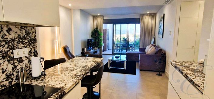 Image No.4-3 Bed Property for sale