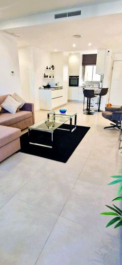 Image No.8-3 Bed Property for sale