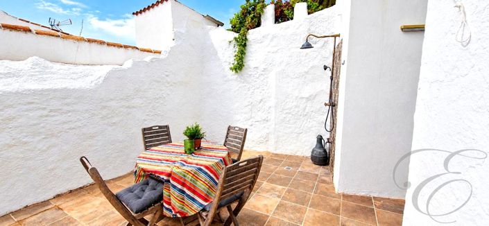 Image No.3-4 Bed Property for sale