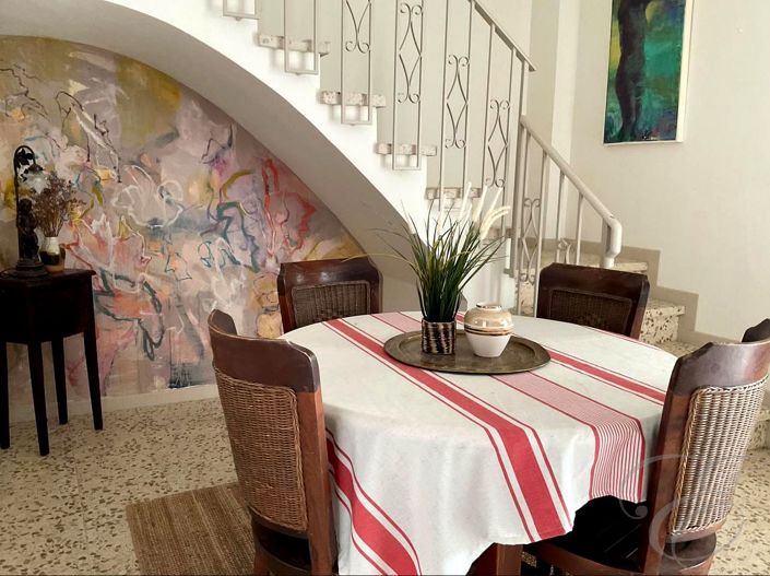 Image No.5-4 Bed Property for sale
