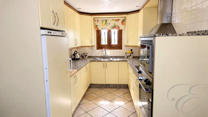 Image No.23-Propriété de 6 chambres à vendre