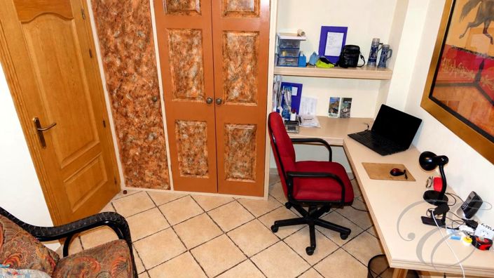 Image No.28-Propriété de 6 chambres à vendre