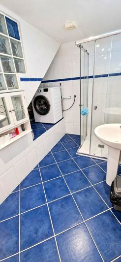 Image No.8-1 Bed Property for sale