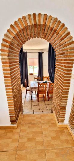 Image No.10-4 Bed Property for sale