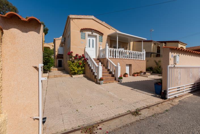 Image No.3-Villa de 3 chambres à vendre à La Marina