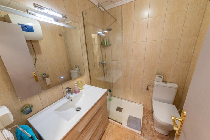 Image No.11-2 Bed Townhouse for sale