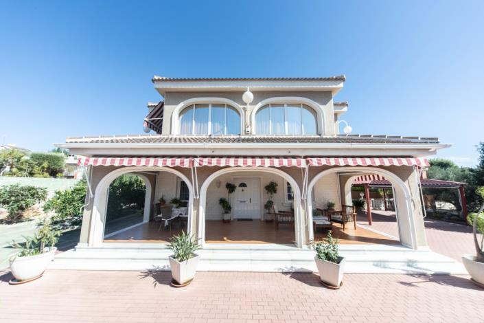 Image No.5-5 Bed Villa for sale