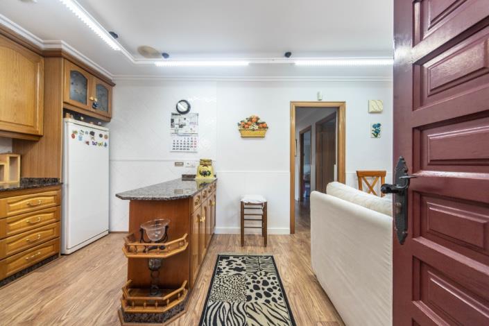 Image No.10-5 Bed Villa for sale